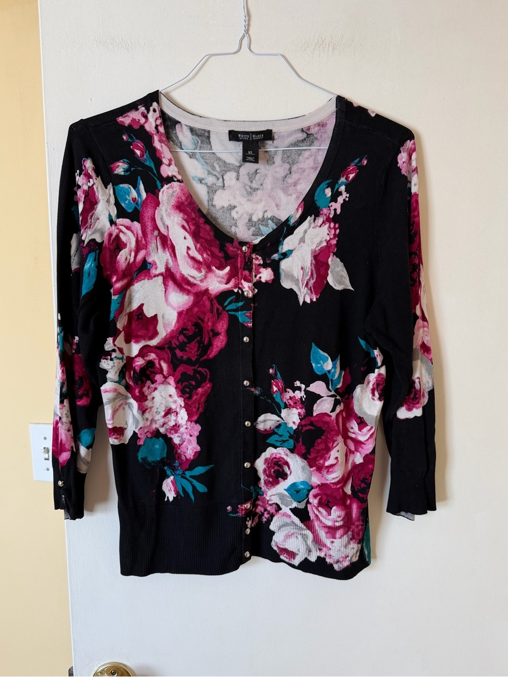 WHITE HOUSE BLACK MARKET button down cardigan - size XL - EUC